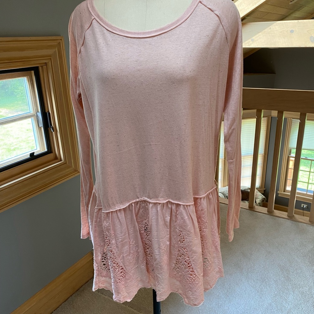 NWT Suzanne Betro Pink Eyelet Long Sleeve